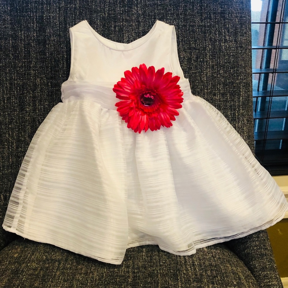 White Charming Flower Girl Dress